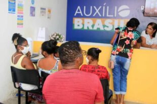 Governo quer antecipar calendário de pagamento do Auxílio Brasil de R$ 600