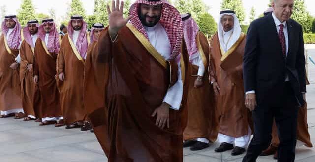 Príncipe saudita diz a Biden que EUA também cometeram erros