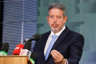 Lira: presidente da Câmara não faz nada que o Plenário não queira