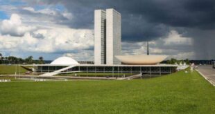 Só 12 partidos devem ter representantes no Congresso em 2023