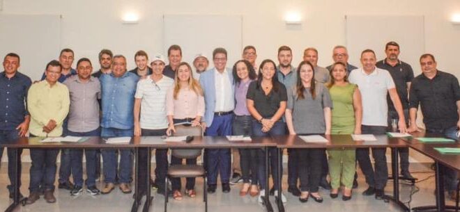 13 prefeitos manifestam apoio à reeleição de Gladson
