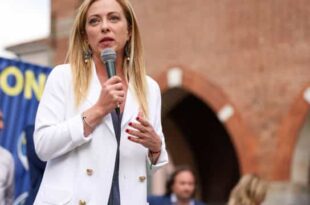 Líder do partido neofacista, Giorgia Meloni desponta para assumir o poder na Itália