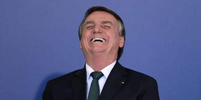 Bolsonaro diz não temer ações em série na Justiça
