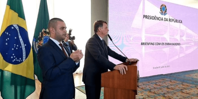 Embaixadores veem fala de Bolsonaro como tática trumpista e sem impacto diplomático