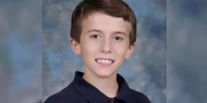Família faz vaquinha para levar cinzas de filho morto aos 11 anos à lua