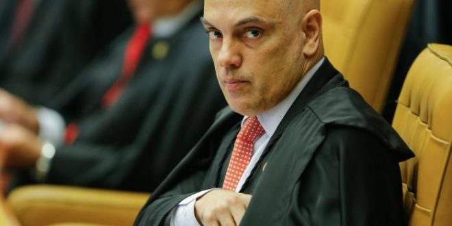 Governistas reagem contra decisão de Moraes que determinou a exclusão de posts com notícias falsas envolvendo ligação entre o PCC e o PT