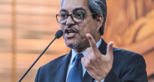 Edvaldo Magalhães diz que preço das passagens aéreas para municípios isolados aumentou 50% e critica governo por abandonar programa de subsídio