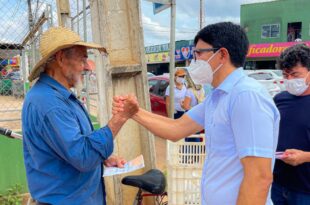 Pré-candidato ao Governo, Jenilson Leite visita o bairro São Francisco