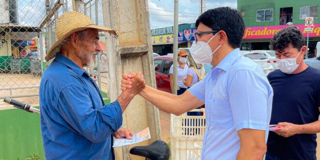 Pré-candidato ao Governo, Jenilson Leite visita o bairro São Francisco