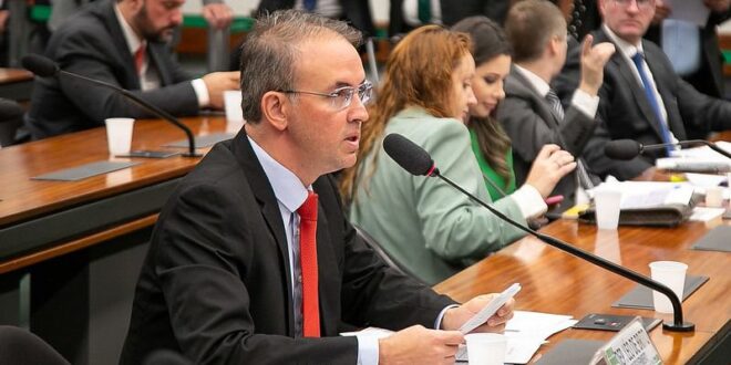 Leo de Brito faz apelo ao ministro do Meio Ambiente para que haja mais atenção da pasta com a Resex Chico Mendes