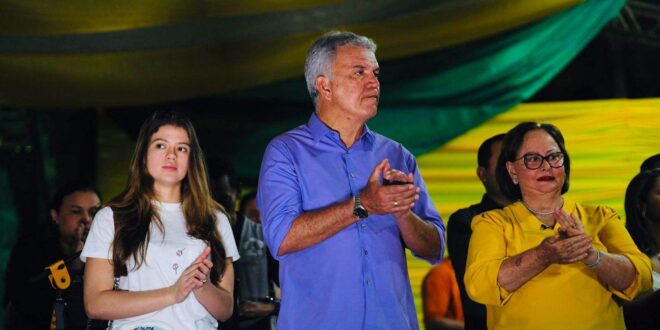 Campeão em emendas para o município, Petecão é aplaudido no aniversário de Brasileia