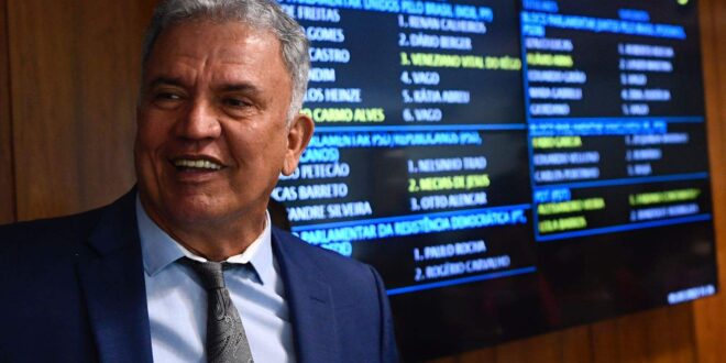 Com articulação de Petecão, piso salarial de fisioterapeutas e terapeutas ocupacionais é aprovado na CAS