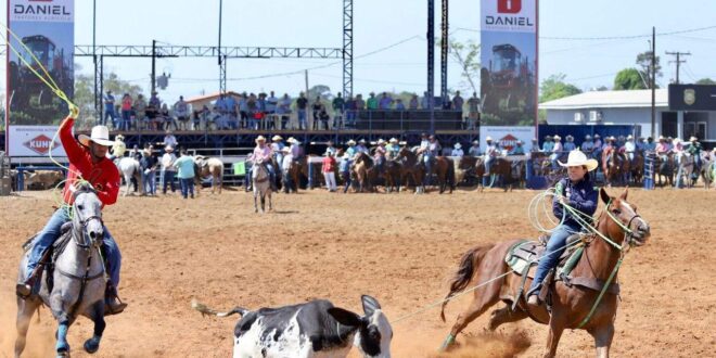 Prova do laço agita segundo dia da Expoacre 2022