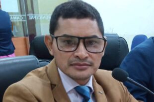 Vereador de Sena Madureira vai representar o município como suplente de senador na chapa de Petecão