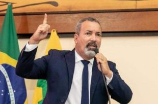 "Pior Expoacre de todos os tempos", critica Neném Almeida