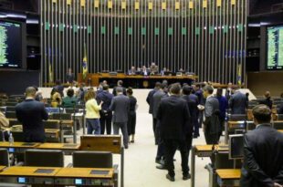 Plenário aprova proposta que cria norma geral para concursos públicos