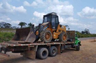 Avaliada em 700 mil, máquina pesada furtada de Rio Branco é recuperada pelo 8º BPM