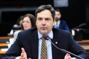 PEC proíbe bloqueio de verbas para projetos estratégicos das Forças Armadas