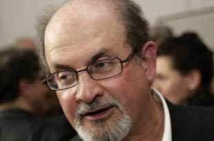 Escritor Salman Rushdie é esfaqueado no pescoço em Nova York