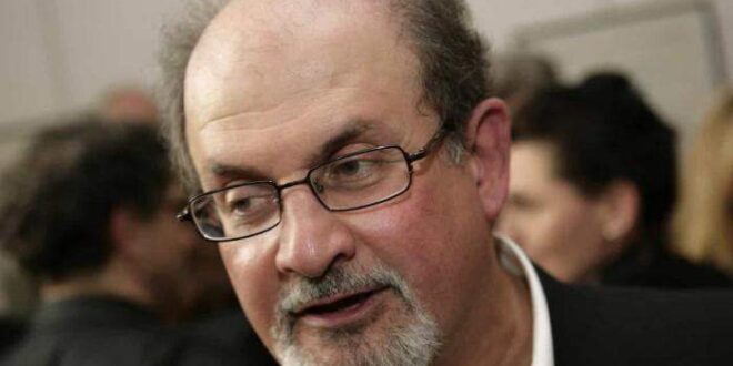 Escritor Salman Rushdie é esfaqueado no pescoço em Nova York
