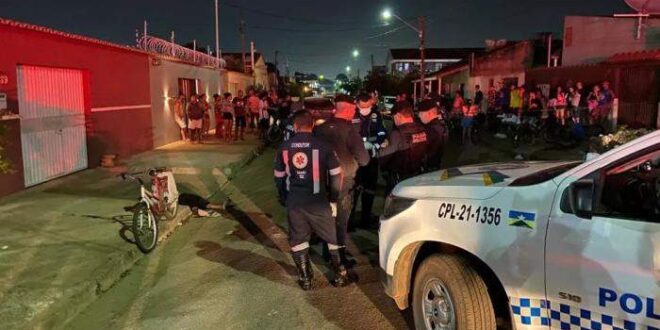 Adolescente de 16 anos é morto com tiro na cabeça enquanto andava de bicicleta