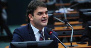 Projeto obriga síndico a fornecer a condôminos comprovante de quitação de taxas anual