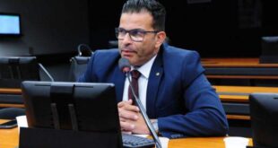 Proposta assegura aposentadoria especial ao profissional de saúde que permanecer em atividade
