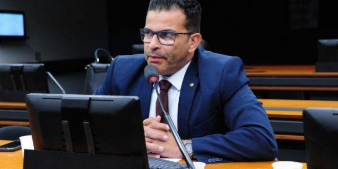 Proposta assegura aposentadoria especial ao profissional de saúde que permanecer em atividade