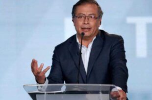 Saiba o que é a 'paz total' que Petro mira para combater violência na Colômbia