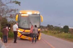 Com fraturas, duas vítimas de acidente em Sena Madureira são encaminhadas para Rio Branco