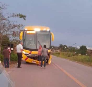 Com fraturas, duas vítimas de acidente em Sena Madureira são encaminhadas para Rio Branco