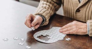 Alzheimer começa sem sintoma de demência; veja as 7 fases da doença