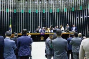 Câmara realiza sessão de votações importantes na manhã desta quarta-feira. Confira a pauta