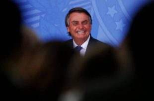 Auxílio Brasil turbinado beneficia mais estados onde Bolsonaro busca votos