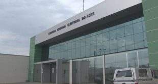 Colegiado do TRE/AC, em liminar, decide que coligação de Gladson Cameli cometeu propaganda institucional abusiva