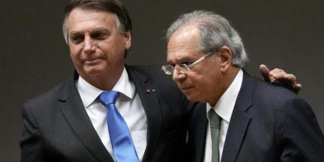 Contas externas tiveram déficit de US$ 3,5 bilhões em maio