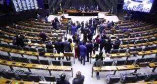 Deputados gastaram em um mês recorde de R$ 26 milhões economizados na pandemia