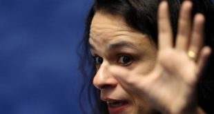 Janaina Paschoal escolhe 2 irmãos para suplentes ao Senado e diz temer atentado em eventual mandato