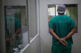 Médico suspeito de homofobia contra paciente com varíola dos macacos é afastado em Santo André