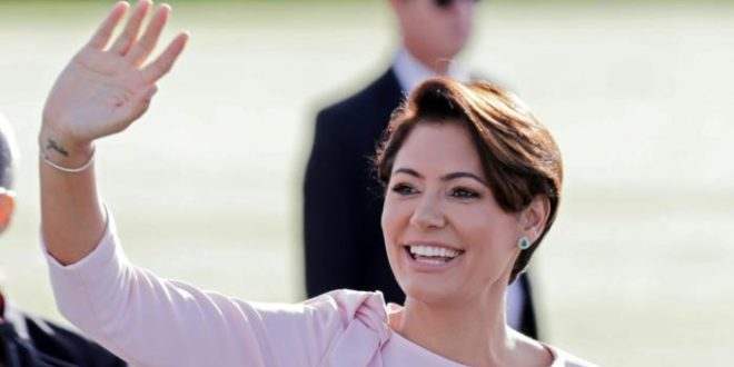 Michelle Bolsonaro desponta entre influenciadores e vira trunfo eleitoral