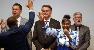 Mulheres evangélicas impedem que Bolsonaro vá melhor nas igrejas, mostra Datafolha