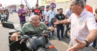 Jorge, Marcus e Nazaré caminham na Sobral reiterando compromisso de retomar investimentos na infraestrutura da região 