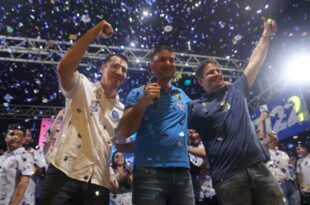 “Ele me ajudou muito e merece um novo mandato”, diz Gladson em lançamento da candidatura de Nicolau Júnior a deputado estadual