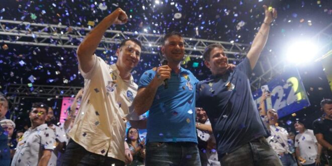 “Ele me ajudou muito e merece um novo mandato”, diz Gladson em lançamento da candidatura de Nicolau Júnior a deputado estadual
