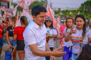 Em “esquenta” para inauguração do comitê central, Dr. Jenilson participa de bandeiraço com apoiadores