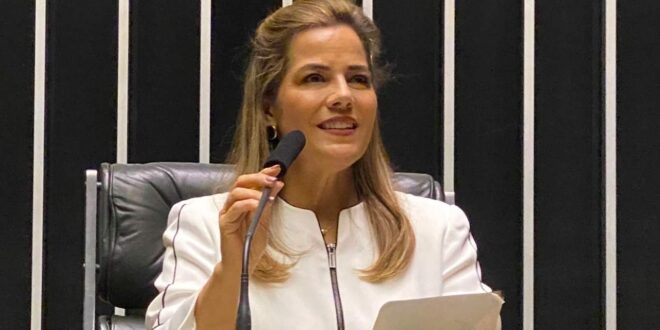 Coluna da Angélica- Mara Rocha volta ao jogo político