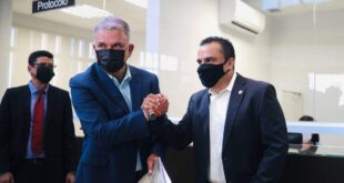 Petecão registra chapa, divulga plano de governo e dispara: “Nossos adversários nem chapa tem ainda”