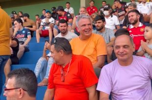 Ao torcer pelo Rio Branco no “Florestão”, Petecão defende recriação de Secretaria de Esportes