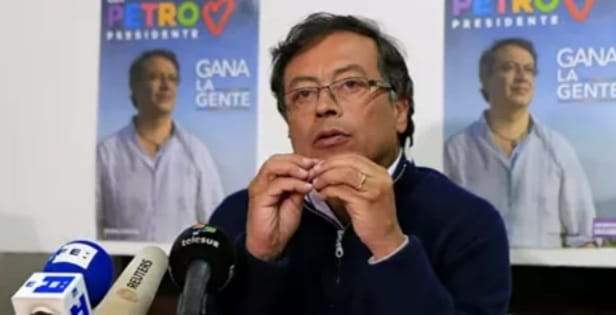 Recém empossado, presidente da Colômbia sofre atentado