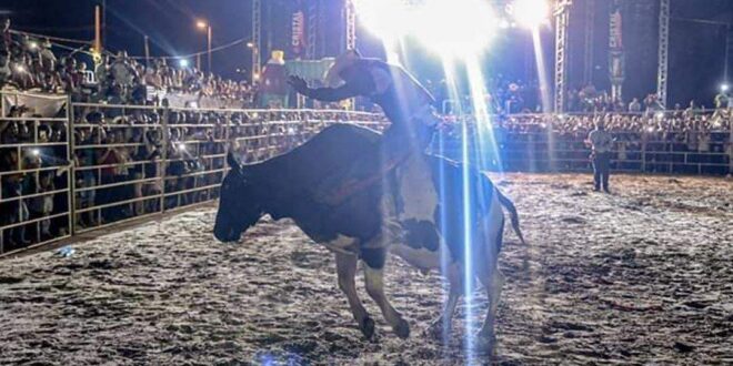 Expoacre Juruá tem 3 dias de rodeio e UFC